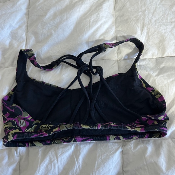 lululemon bra - Picture 2 of 4